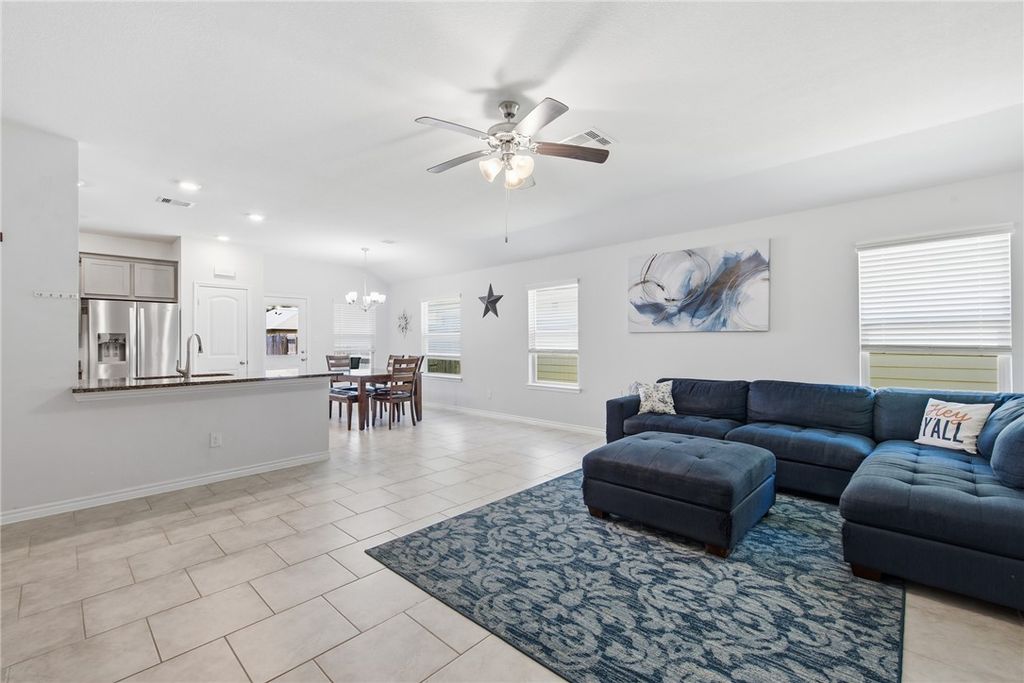 1933 Cartwright Street, Bryan, TX 77807 — photo 4