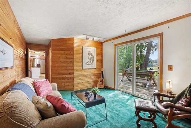 127 E Maple Street, Fruitport, MI 49415