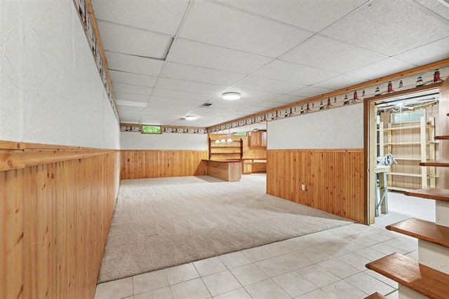 127 E Maple Street, Fruitport, MI 49415