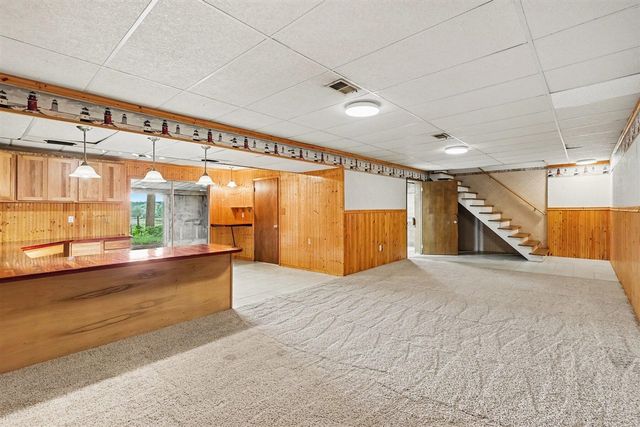 127 E Maple Street, Fruitport, MI 49415