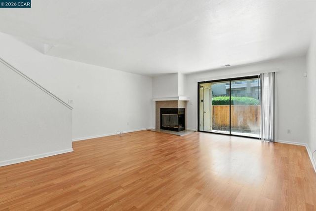 128 Peppermill Ln, Pittsburg, CA 94565