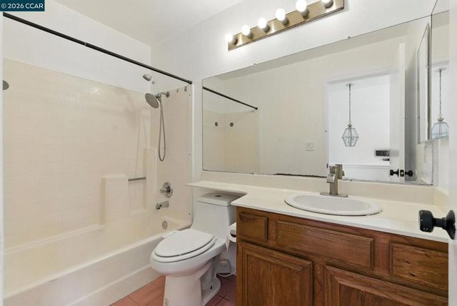 128 Peppermill Ln, Pittsburg, CA 94565