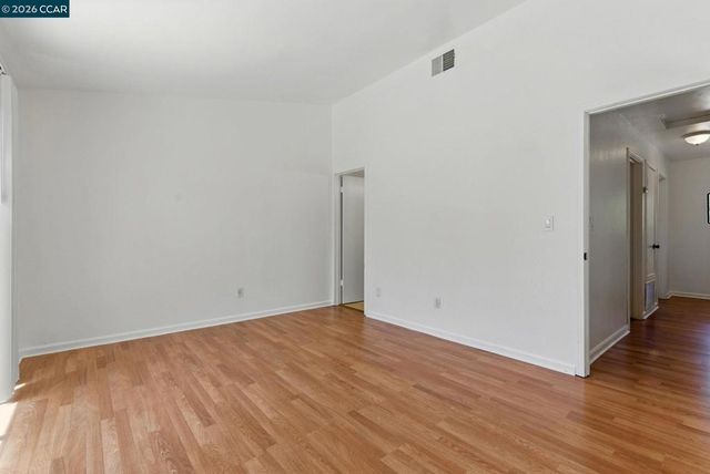 128 Peppermill Ln, Pittsburg, CA 94565