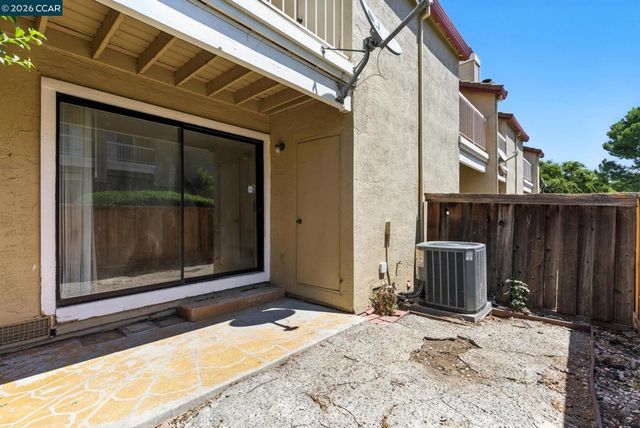 128 Peppermill Ln, Pittsburg, CA 94565