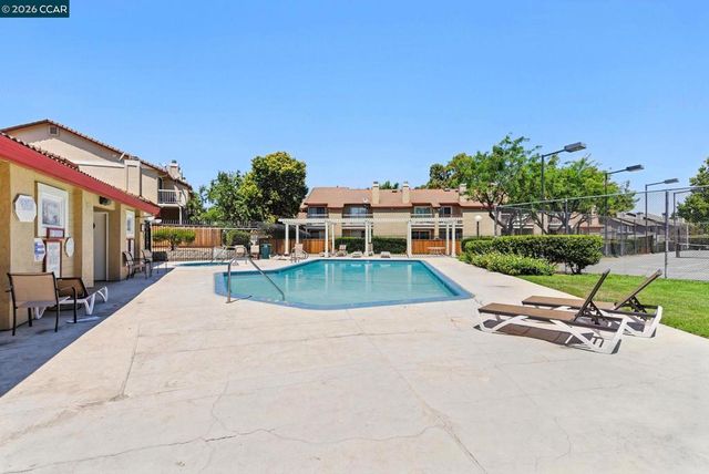 128 Peppermill Ln, Pittsburg, CA 94565