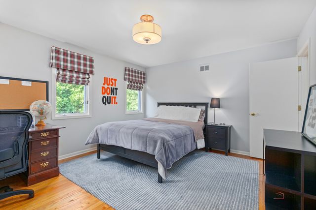 430 N Western Avenue, Lake Forest, IL 60045