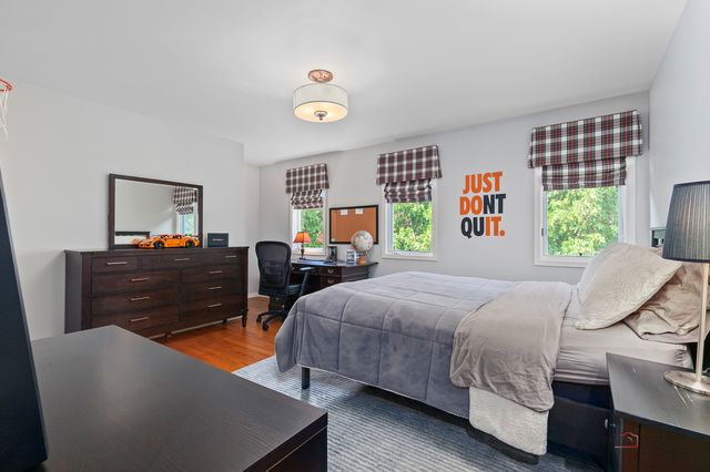 430 N Western Avenue, Lake Forest, IL 60045
