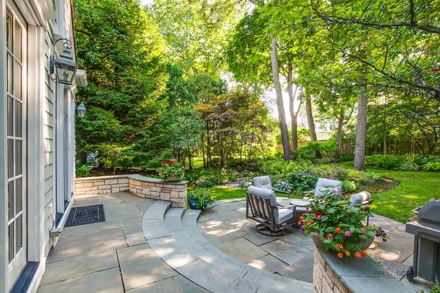 430 N Western Avenue, Lake Forest, IL 60045
