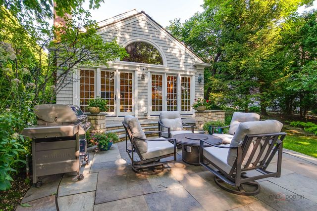 430 N Western Avenue, Lake Forest, IL 60045