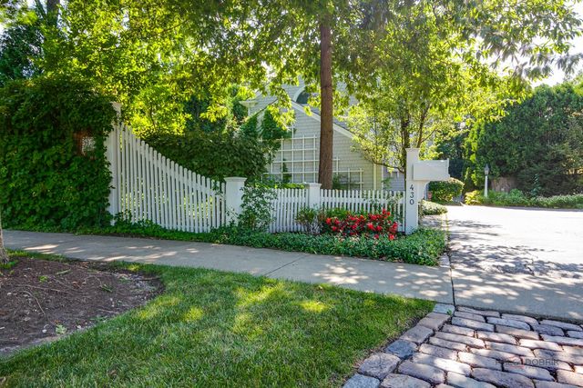 430 N Western Avenue, Lake Forest, IL 60045