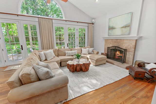 430 N Western Avenue, Lake Forest, IL 60045