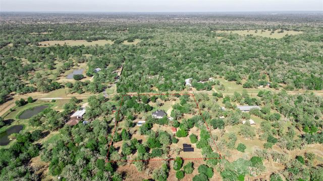 1779 County Road 151, Columbus, TX 78934