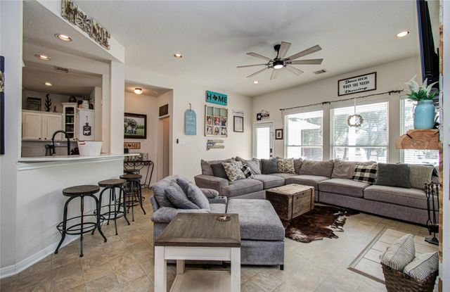 1779 County Road 151, Columbus, TX 78934