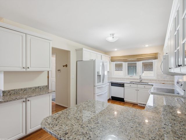 6737 Copper Creek Drive, Washington Twp, MI 48094