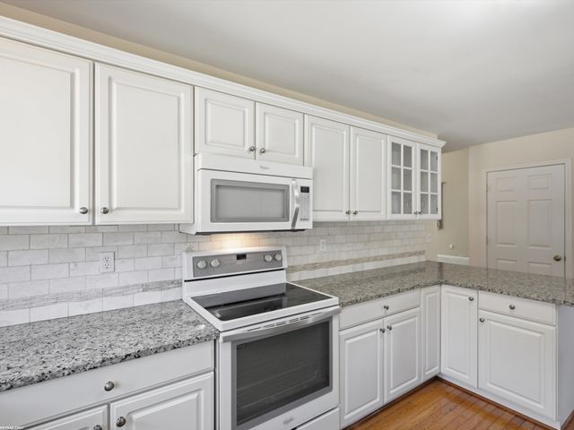 6737 Copper Creek Drive, Washington Twp, MI 48094