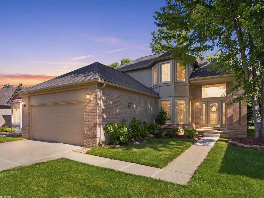 6737 Copper Creek Drive, Washington Twp, MI 48094