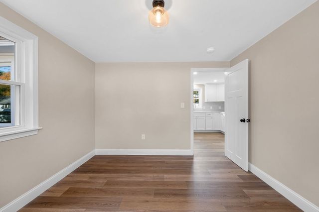 6 Bacon Street, Pepperell, MA 01463