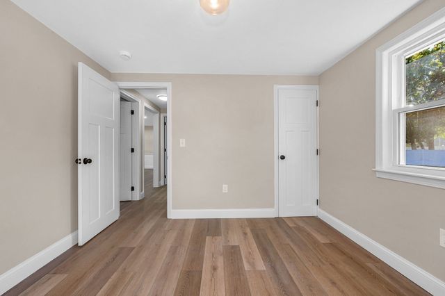6 Bacon Street, Pepperell, MA 01463