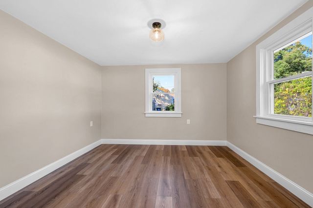 6 Bacon Street, Pepperell, MA 01463
