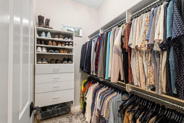 203 Cowan Creek DR, Georgetown, TX 78633