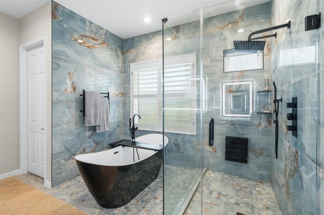 203 Cowan Creek DR, Georgetown, TX 78633