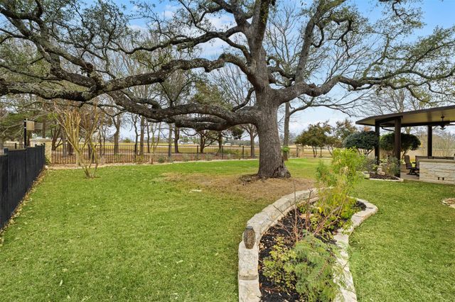 203 Cowan Creek DR, Georgetown, TX 78633