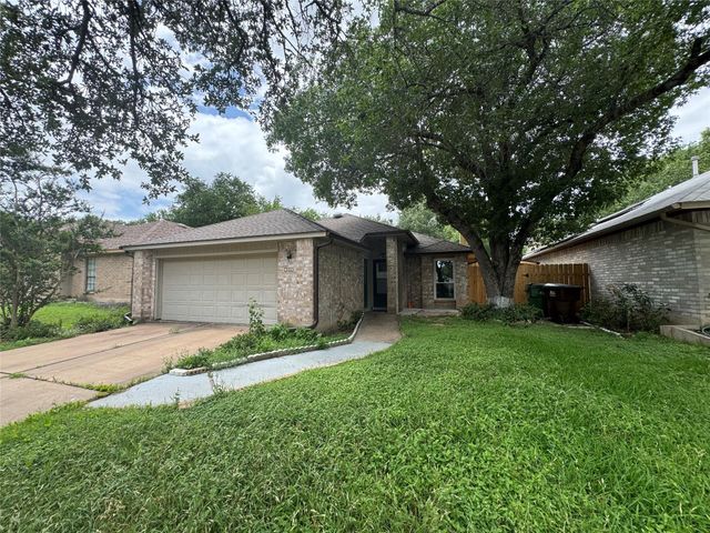 908 Saunders DR, Round Rock, TX 78664