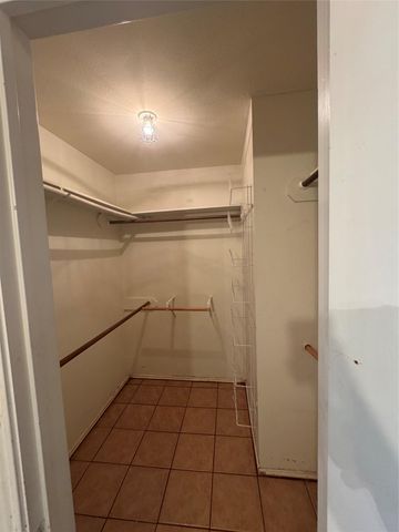 908 Saunders DR, Round Rock, TX 78664