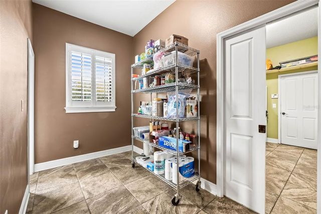 10946 GUN DOG WAY, Lithia, FL 33547