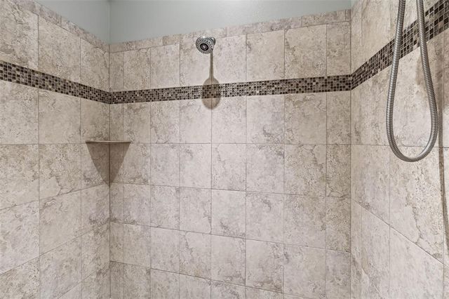 10946 GUN DOG WAY, Lithia, FL 33547