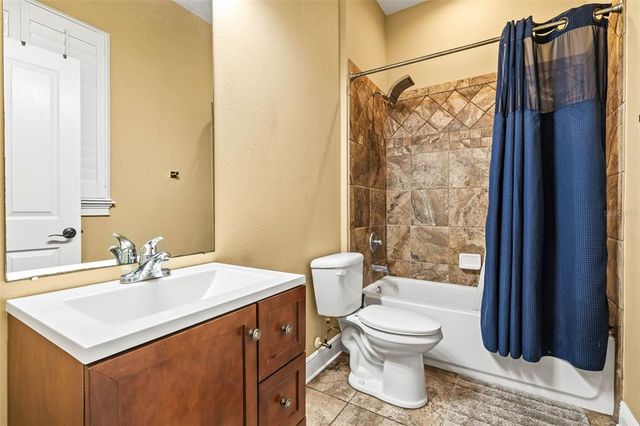 10946 GUN DOG WAY, Lithia, FL 33547