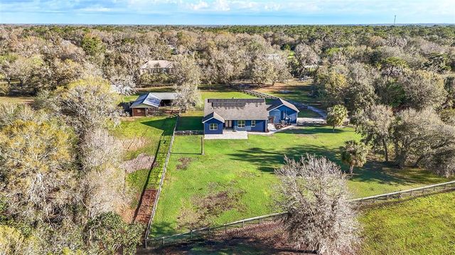 10946 GUN DOG WAY, Lithia, FL 33547
