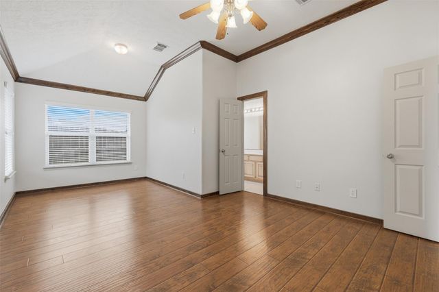 18420 Sunrise Pines Drive, Montgomery, TX 77316