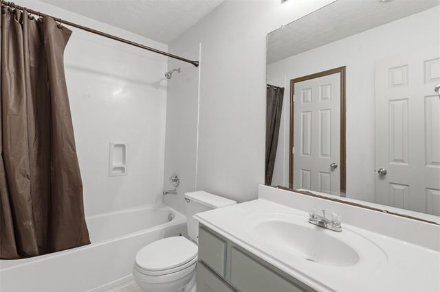 18420 Sunrise Pines Drive, Montgomery, TX 77316