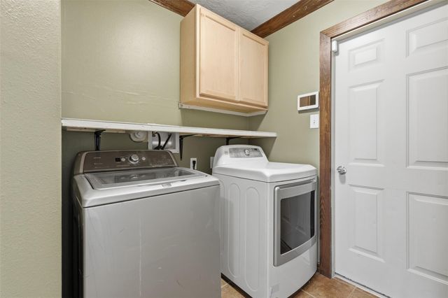 18420 Sunrise Pines Drive, Montgomery, TX 77316
