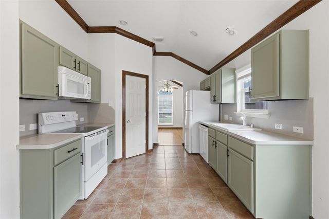 18420 Sunrise Pines Drive, Montgomery, TX 77316