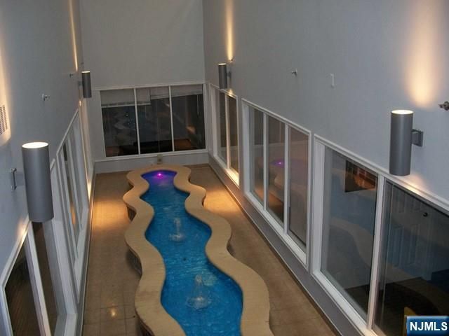 1605 John Street 122, Fort Lee, NJ 07024