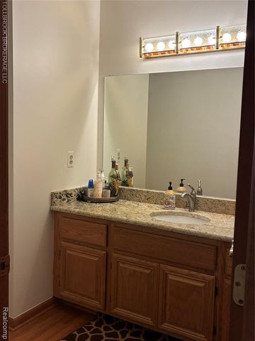 6187 Country Ridge Drive, Troy, MI 48098
