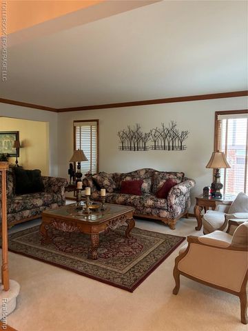 6187 Country Ridge Drive, Troy, MI 48098