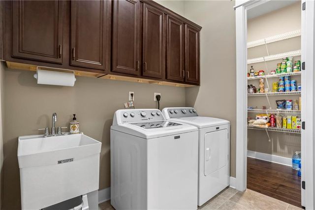 105 Laurel Canyon Trail, Canton, GA 30114