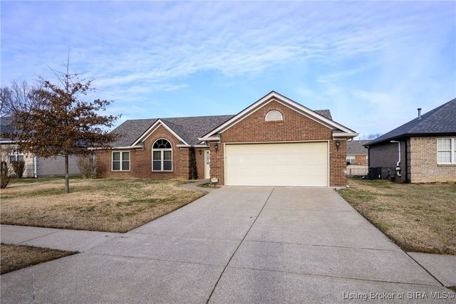 8416 Plum Valley Drive, Sellersburg, IN 47172