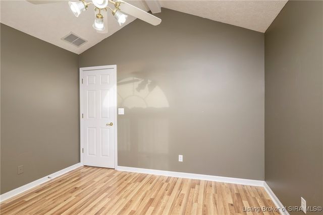 8416 Plum Valley Drive, Sellersburg, IN 47172