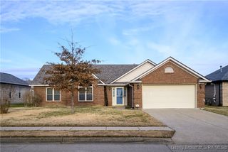 8416 Plum Valley Drive, Sellersburg, IN 47172