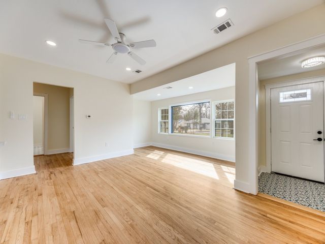 1425 W Shepherd Street, Denison, TX 75020