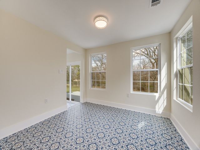 1425 W Shepherd Street, Denison, TX 75020