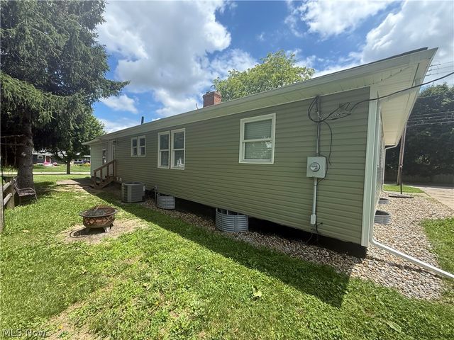 419 Dickson Street, Wellington, OH 44090