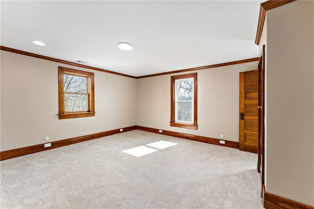 45 Redstone Ln, City Of Washington, PA 15301