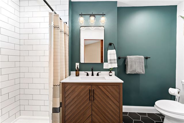 45 Redstone Ln, City Of Washington, PA 15301