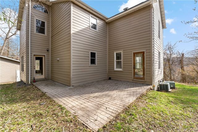 45 Redstone Ln, City Of Washington, PA 15301
