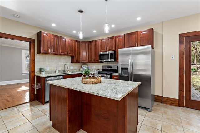 45 Redstone Ln, City Of Washington, PA 15301